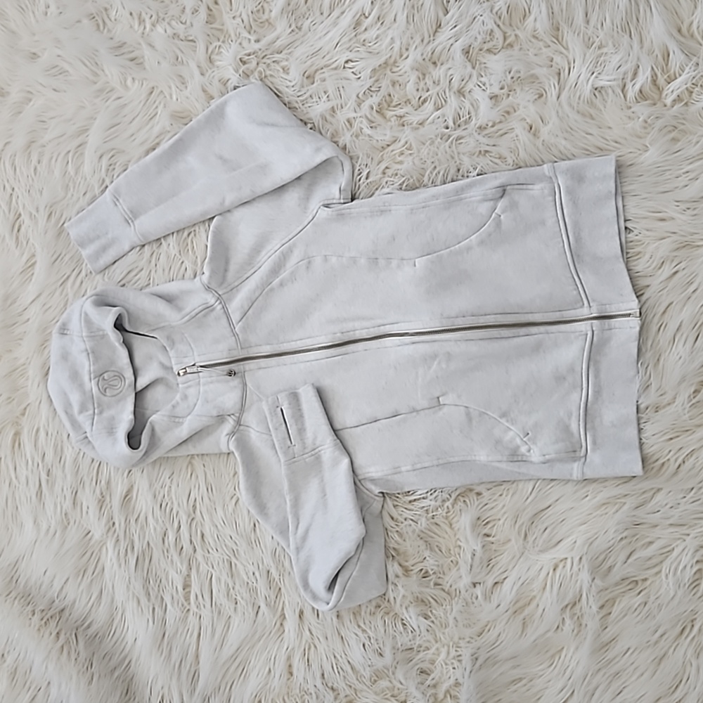 Lululemon workout hoodie